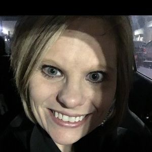 Meet your Posher, Mandy